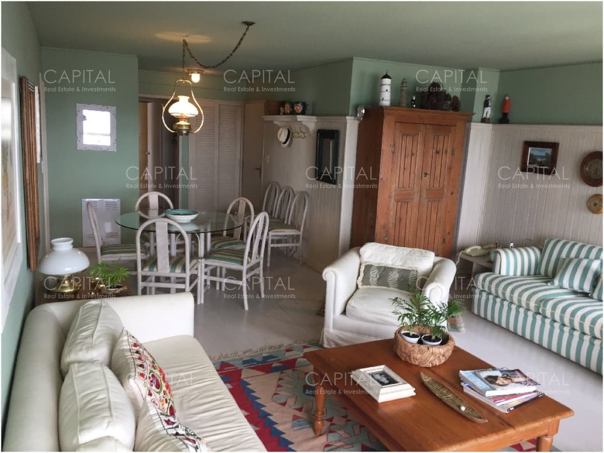 Apartamento en Venta tres dormitorios en Península