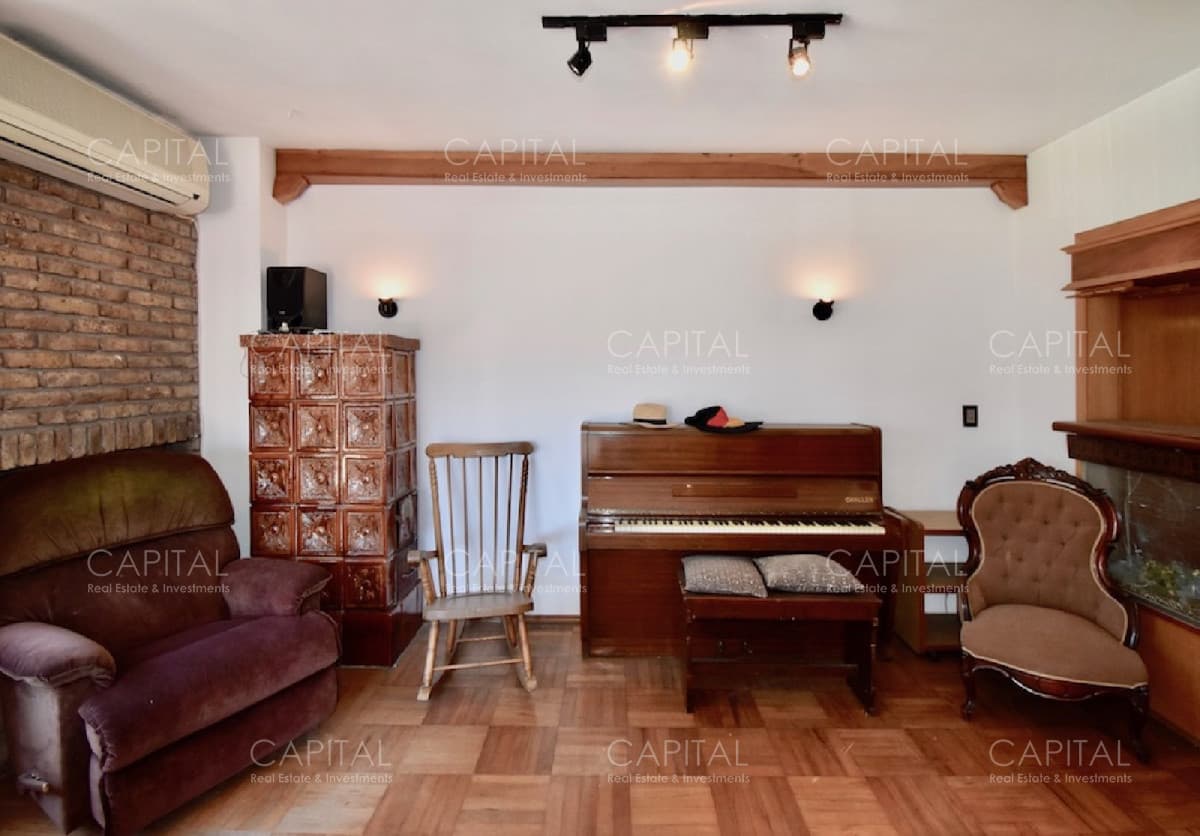 Venta de apartamento de cuatro dormitorios en La Blanqueada Montevideo
