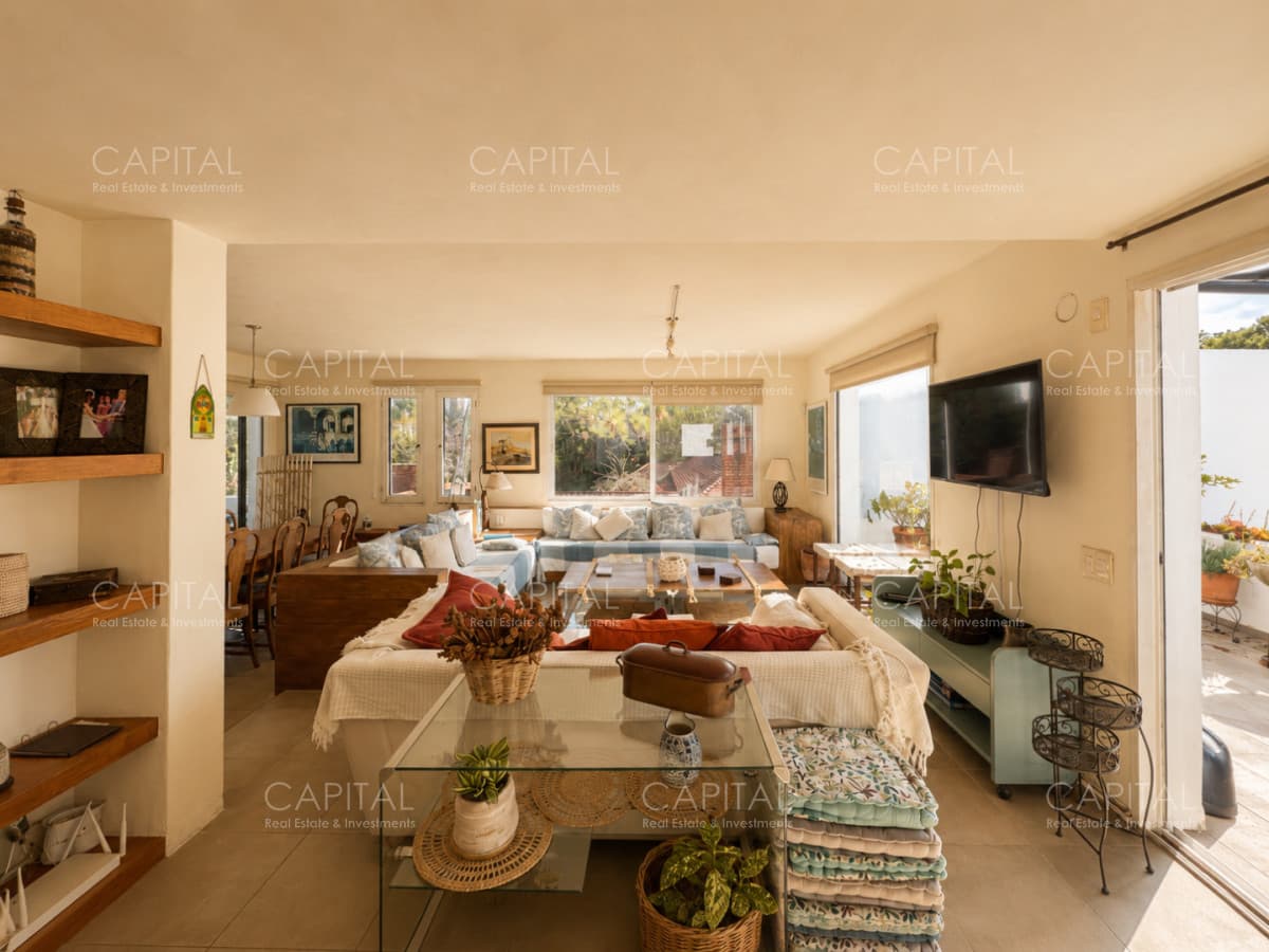 Apartamento en Venta de Tres Droimitorios en Playa Brava