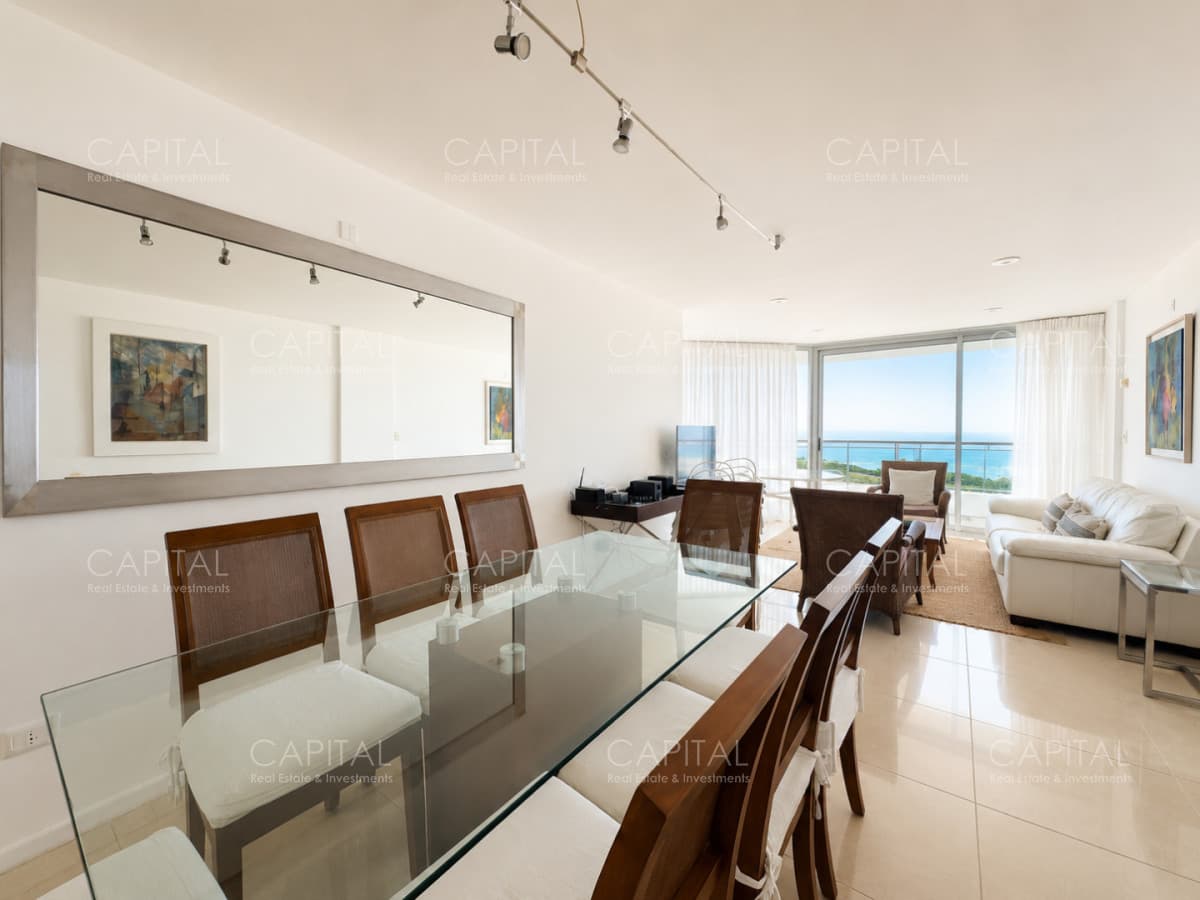 Apartamento 3 dormitorios con vista al Mar en playa Brava