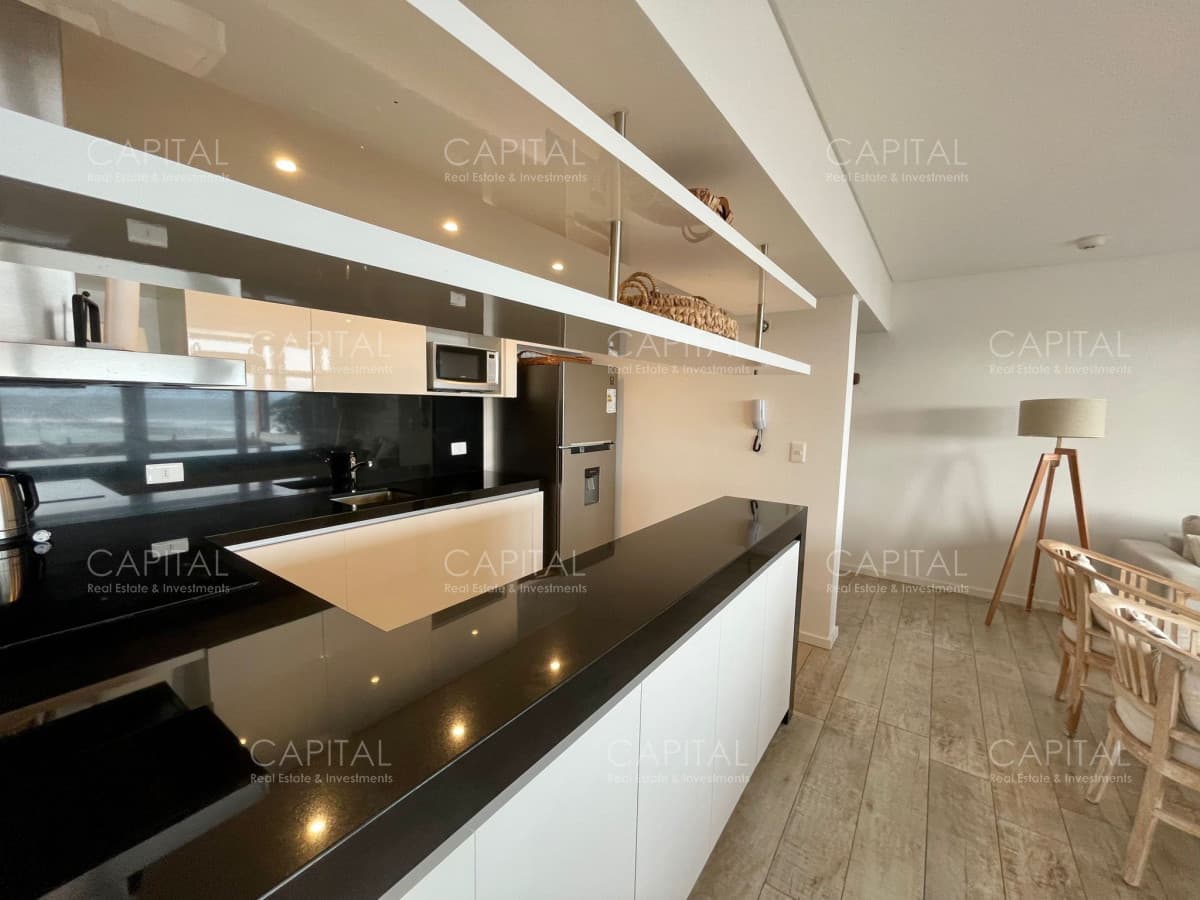 Palcos De La Posta venta de apartamento frente al mar, La Barra