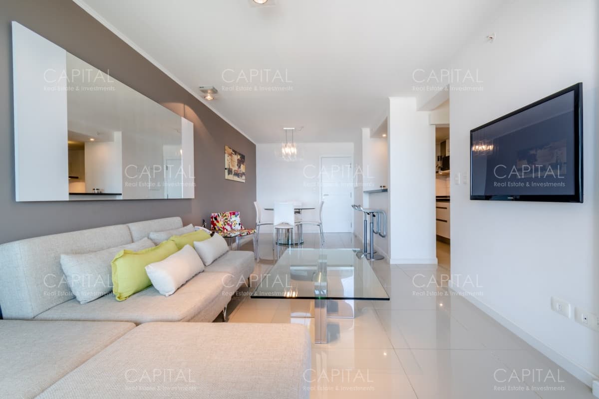 Apartamento en Venta - Playa Brava, Punta del Este