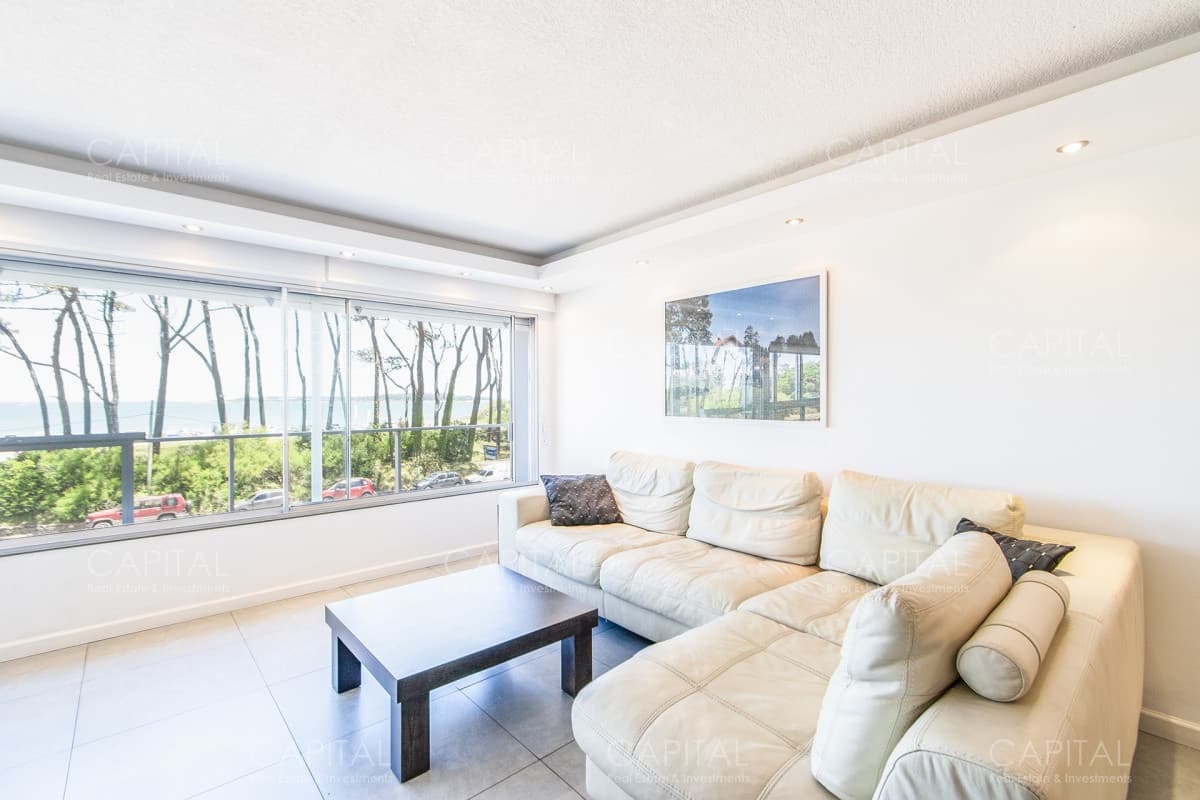 Imarangatu Punta del Este Apartamento en venta frente al mar Punta del Este.