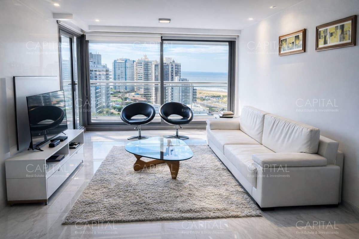 Moderno Departamento a una cuadra del mar en Punta del Este