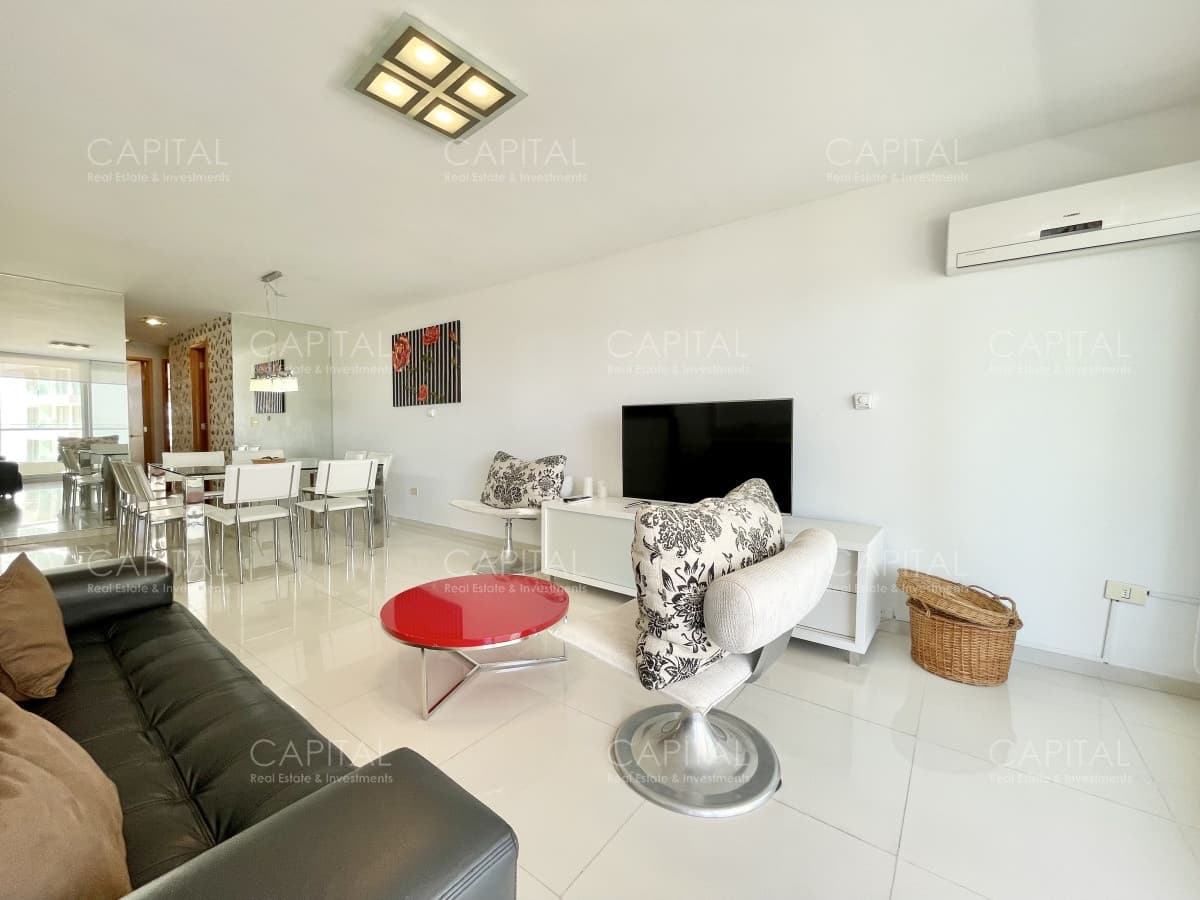 Season Tower Punta del Este Departamento en Venta
