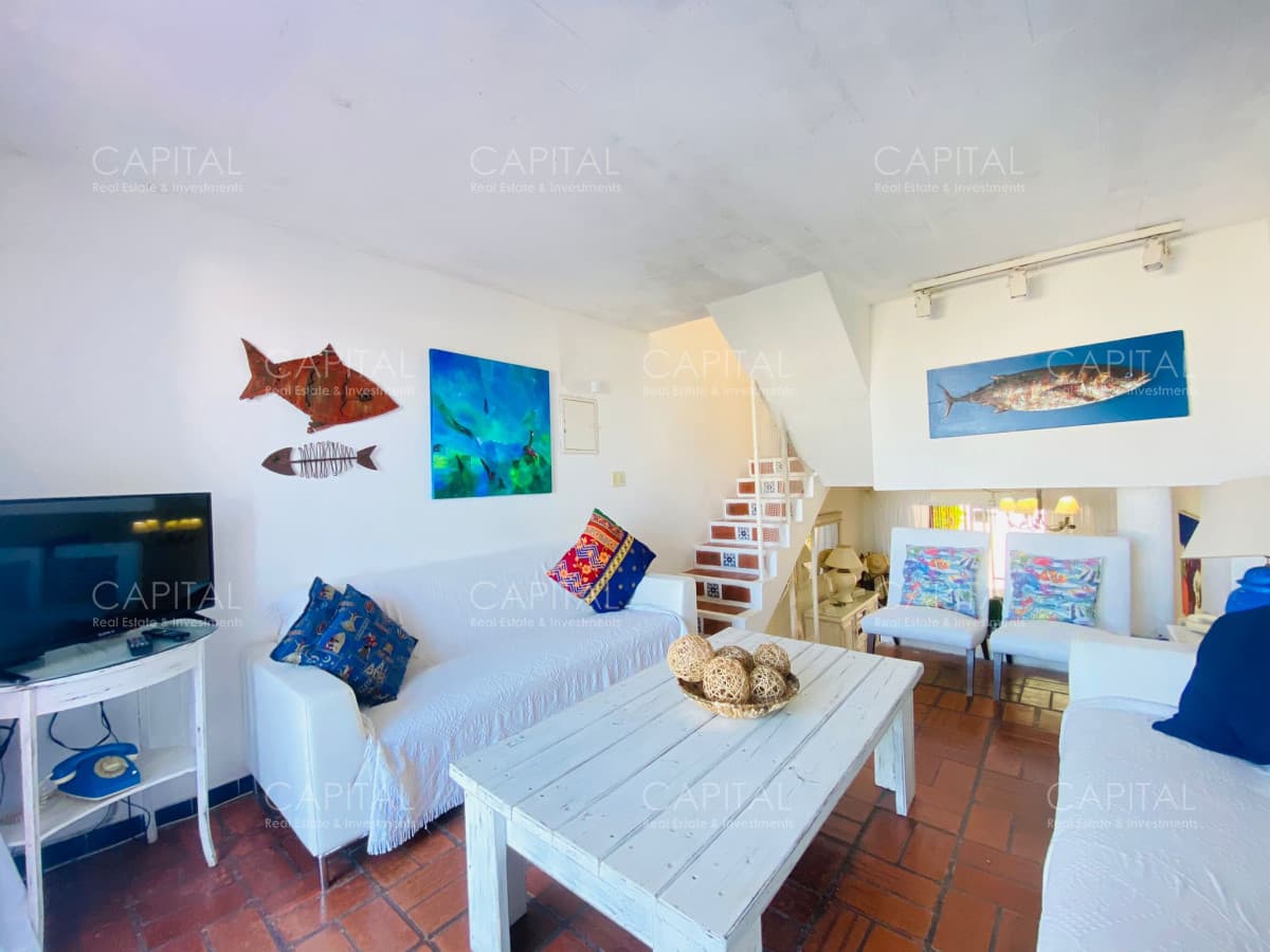 Departamento en La Barra en Venta