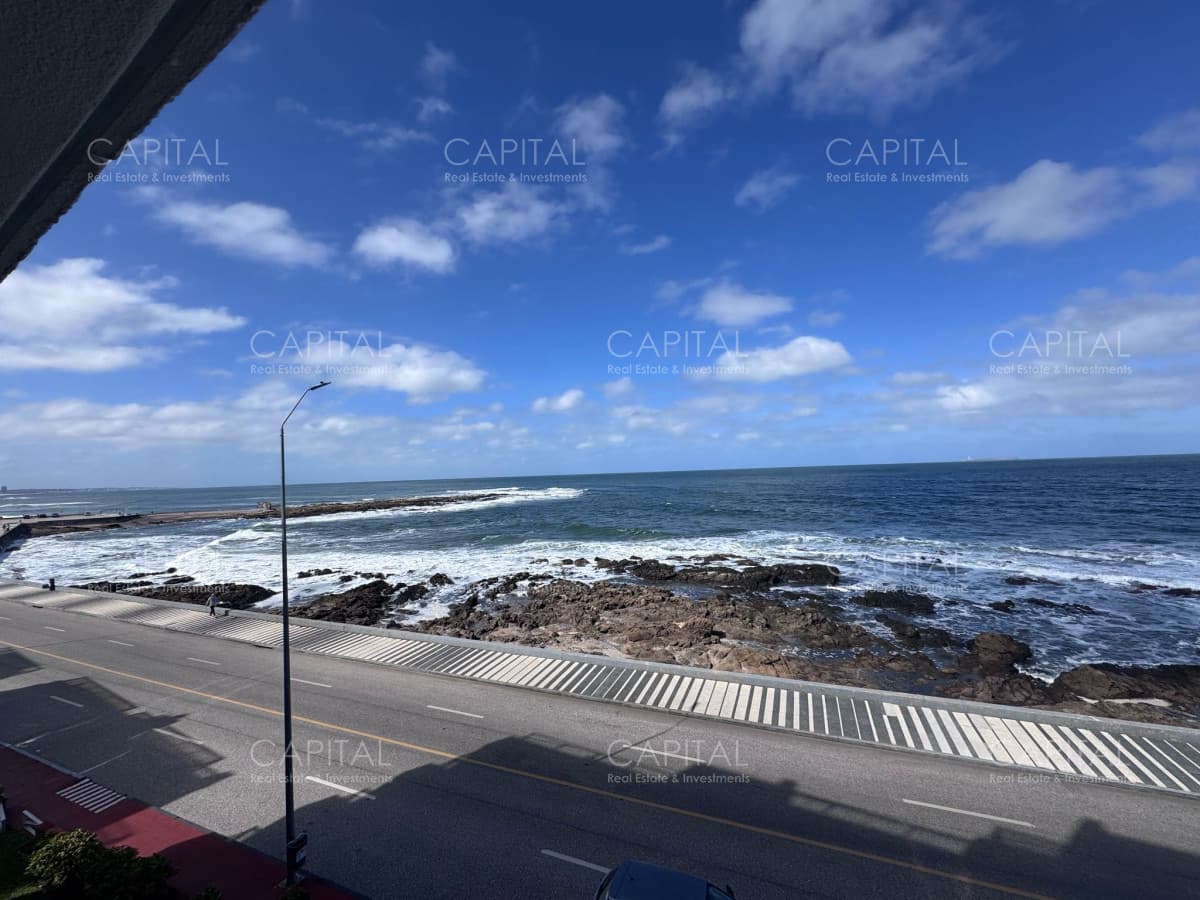 Excelente apartamento en la península con vista al mar - 3 dormitorios!
