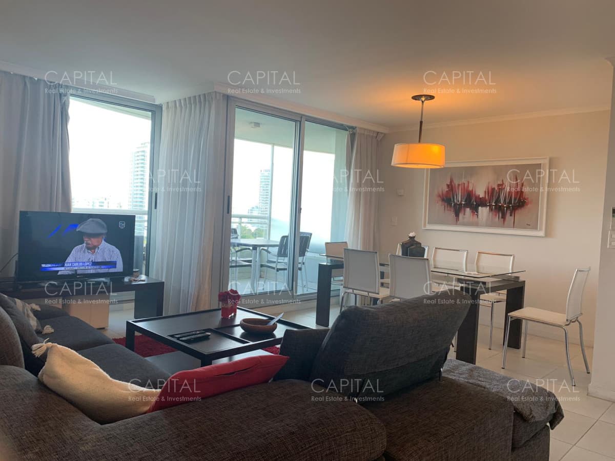 Apartamento en Punta del Este, Brava