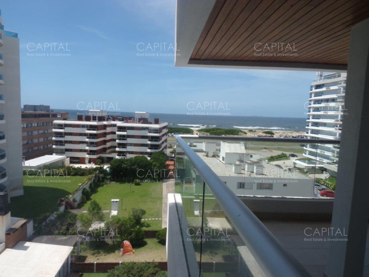 Excelente departamento en alquiler - Brava