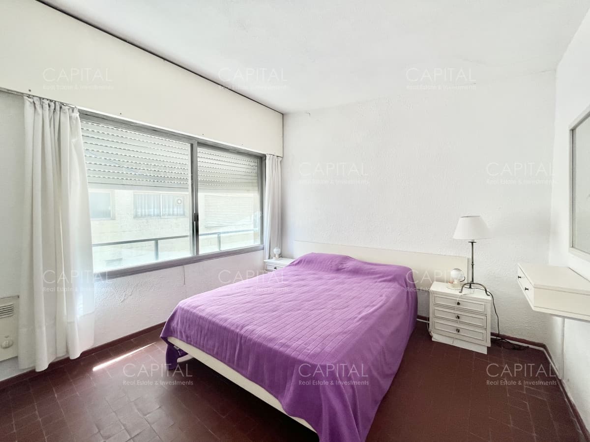 Departamento en Venta de Un Dormitorio en Peninsula, Punta del Este