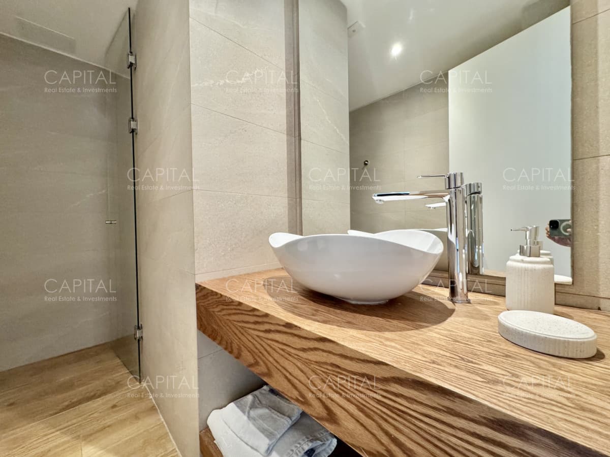Apartamento de un dormitorio en venta en Trump Tower punta del este