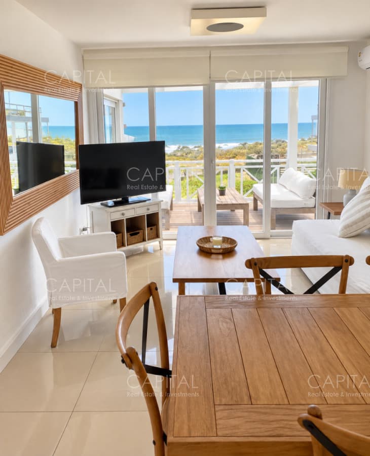 Departamento frente a Playa Montoya con vista al mar
