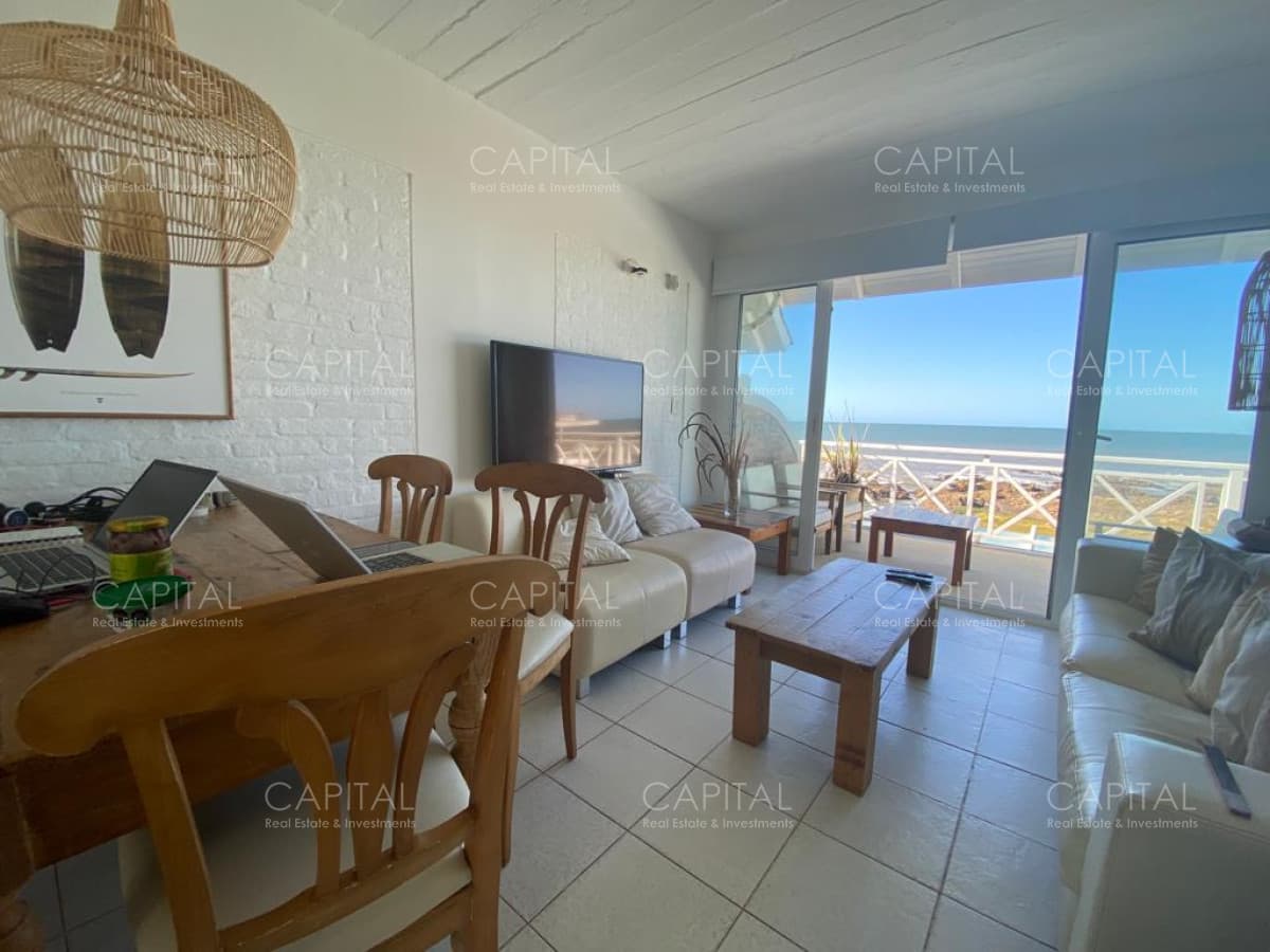 Penthouse frente a Playa Montoya en Venta