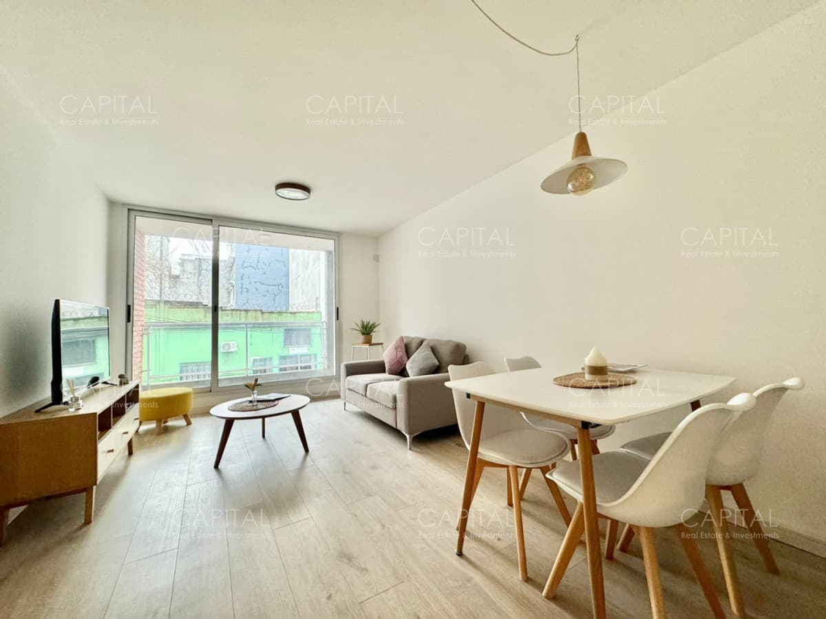 Aparamento de dos dormitorios en venta zona Tres Cruces - La Comercial
