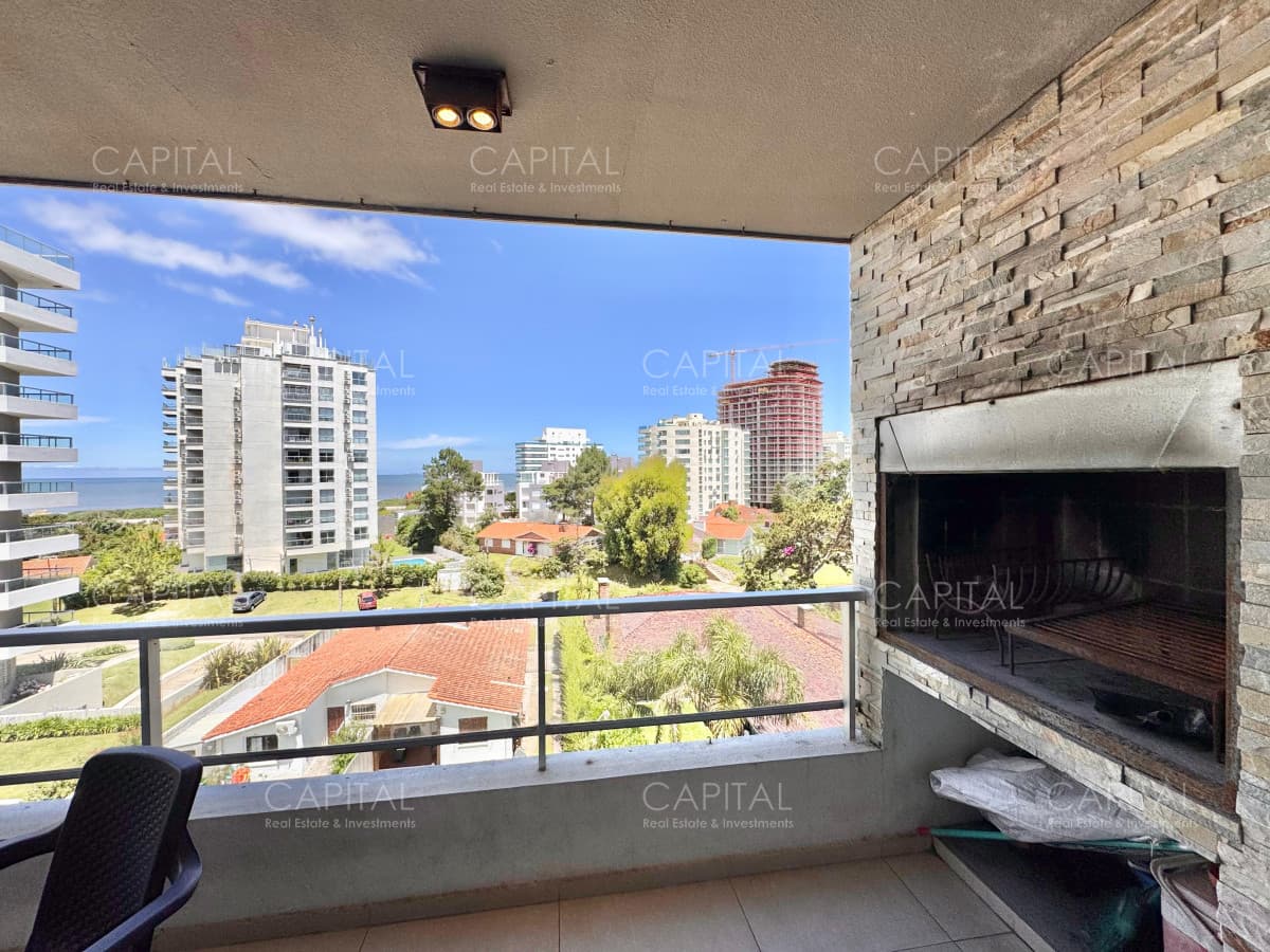 Apartamento de dos dormitorios en Playa Brava de Punta del Este