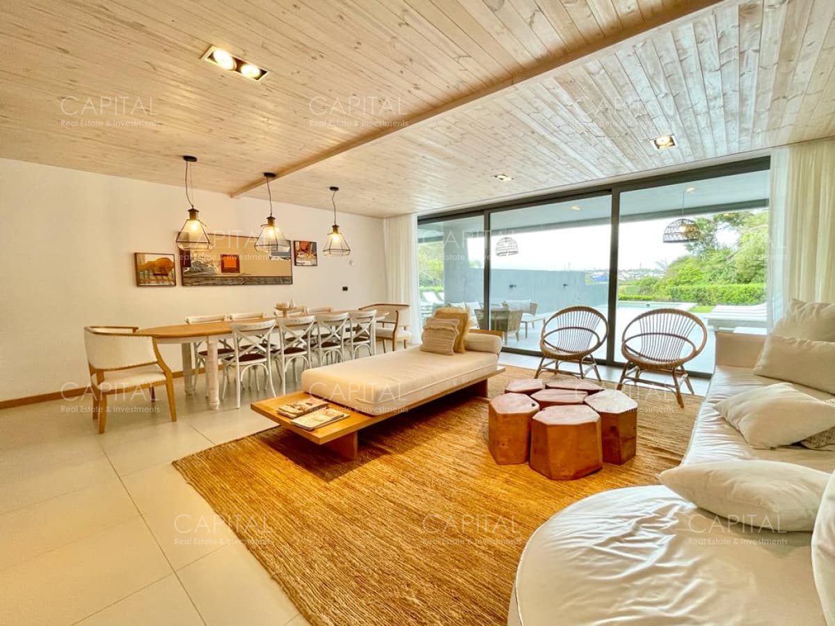 Tiburon Terrazas Punta del Este apartamento 3 suites en venta playa brava