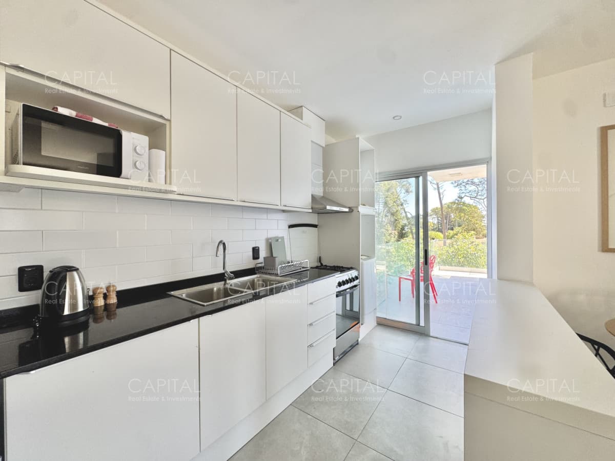Apartamento en venta a estrenar en Playa Mansa - Punta del Este.