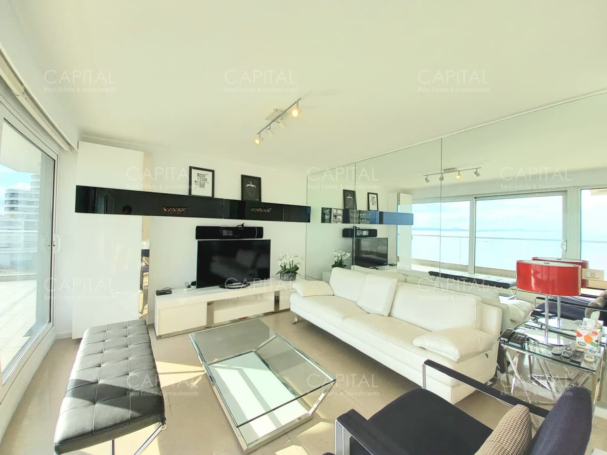 Alexander Collection apartamento de 3 dormitorios con vista a Playa Mansa