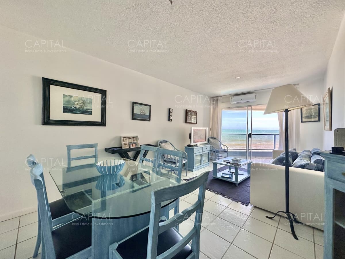 Apartamento de tres dormitorios en alquiler Peninsula Punta del Este.