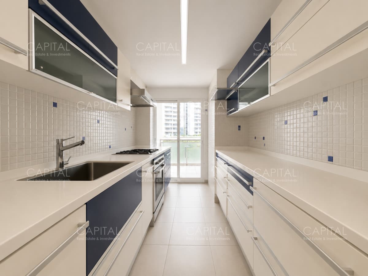 Apartamento 3 dormitorios, en Playa Brava