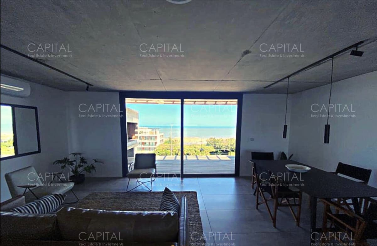 Apartamento duplex en venta en Manantiales