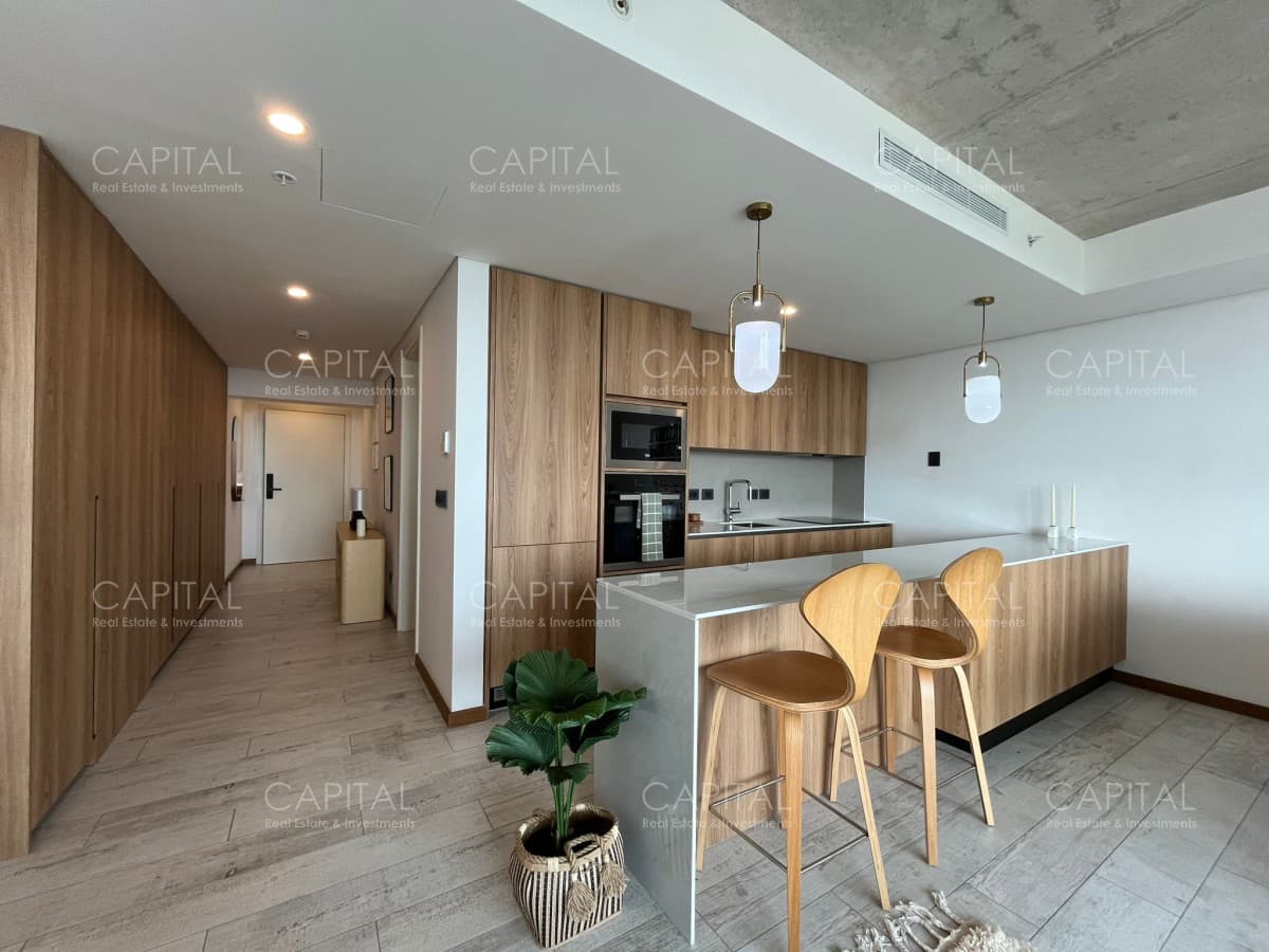 Apartamento de un dormitorio en edificio Surfside