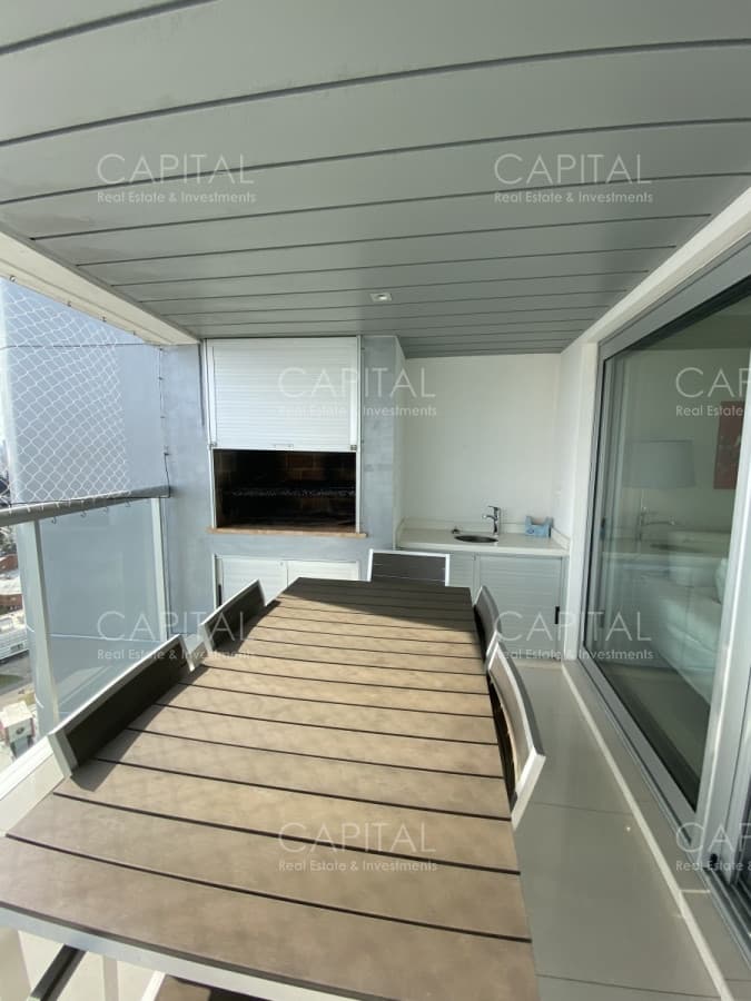 Departamento en Alquiler y Venta en Playa Mansa Punta del Este