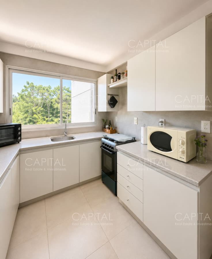 Apartamento tres ambientes amplios cerca de servicios en venta