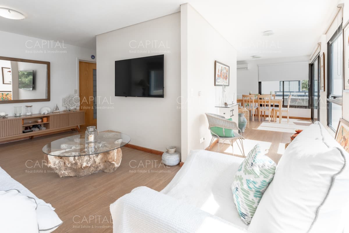 Apartamento en Venta Playa Brava 3 Dormitorios Primera Linea