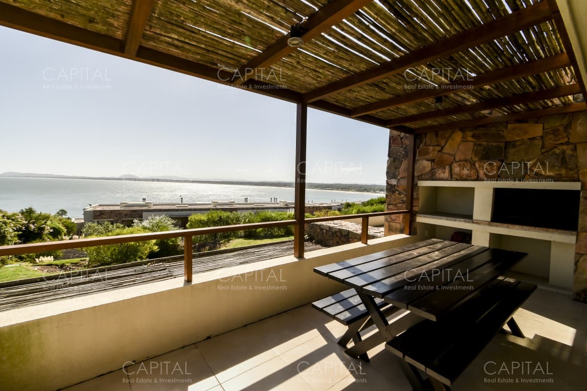Venta de Apartamento esquinero en Quartier Punta Ballena