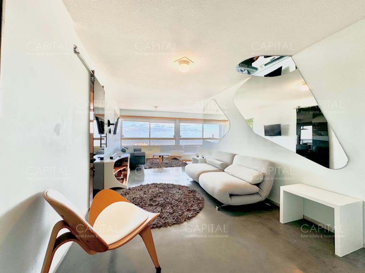 Muy lindo apartamento con vista a la Brava y excelente ubicación