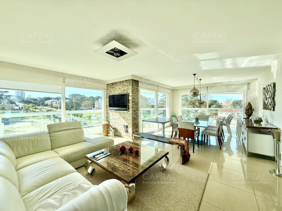 Torre Aquarela Punta del Este Apartamento en Venta