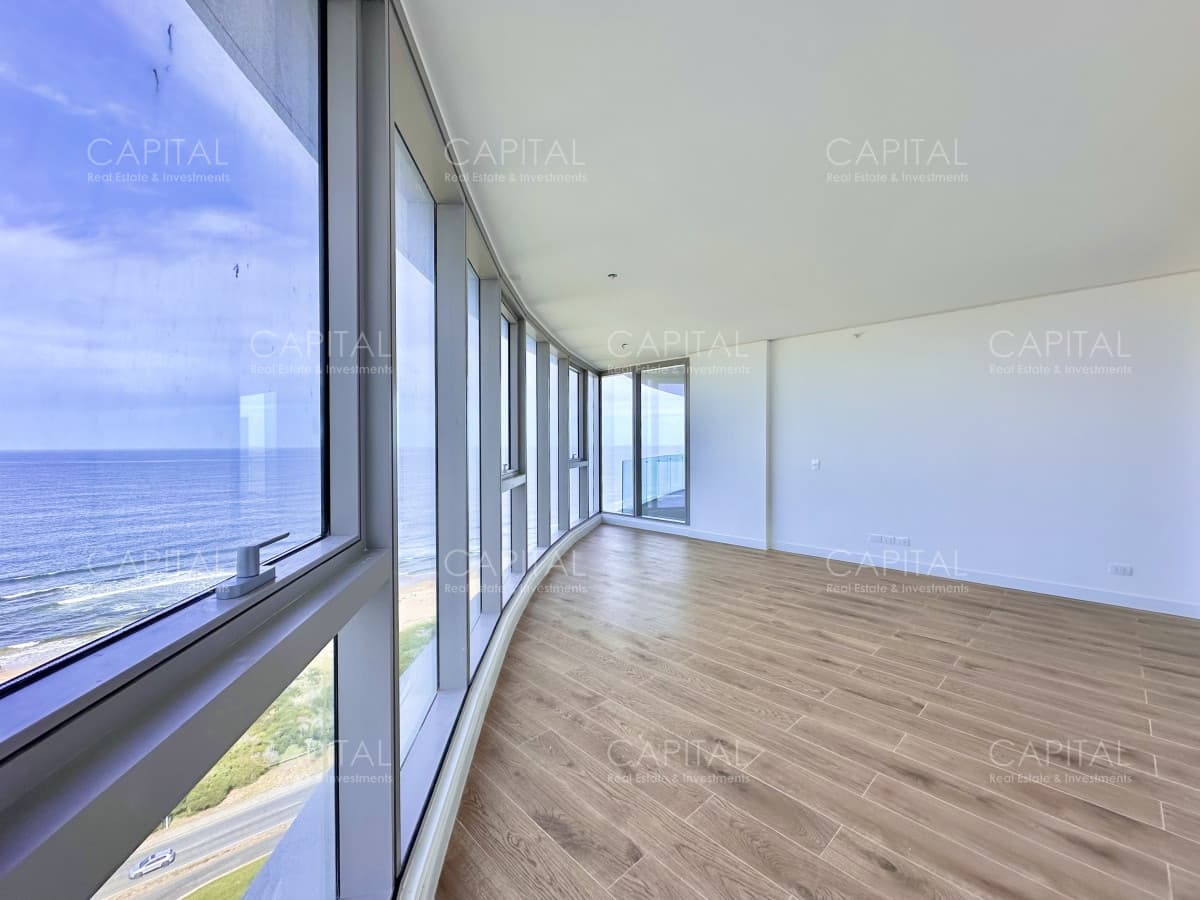 Apartamento primera linea de tres dormitorios. Punta del Este - Trump Tower en Venta