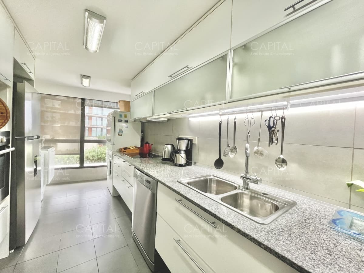 Apartamento en Venta de Tres Dormitorios en Laguna del Diario Punta del Este