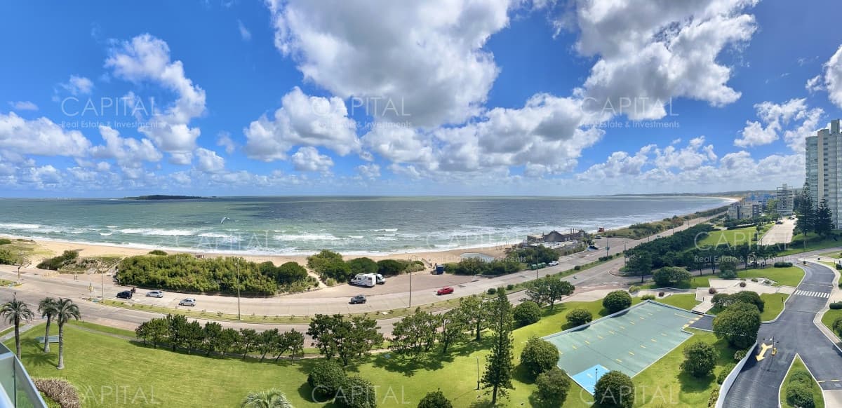 Aquarela Punta del Este Departamento Esquinero en Venta