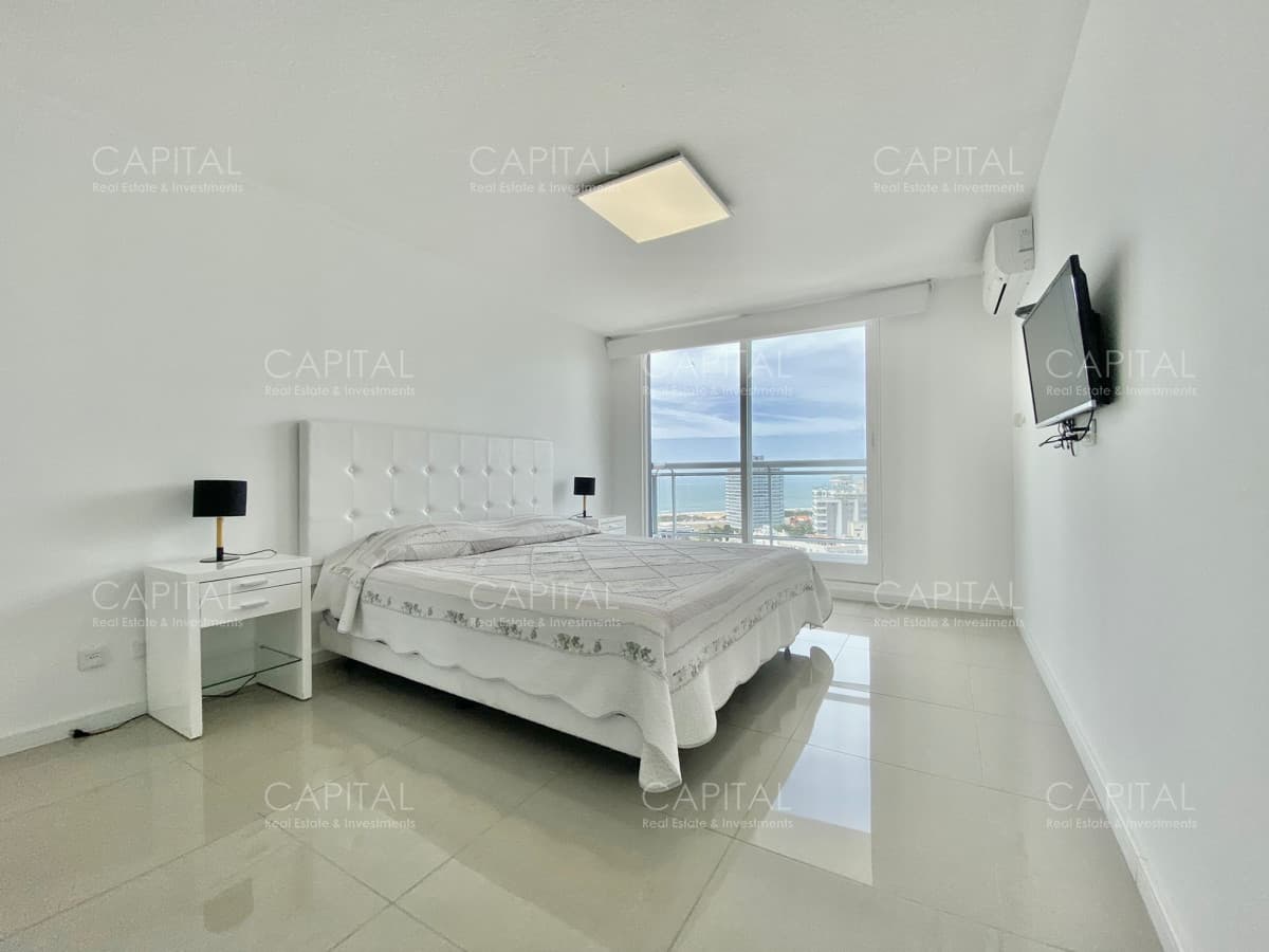 Torre One Apartamento en Venta de Dos Dormitorios