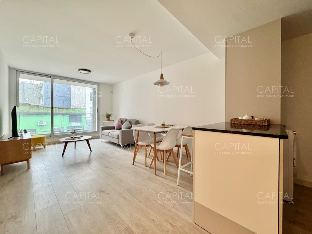 Aparamento de dos dormitorios en venta zona Tres Cruces - La Comercial