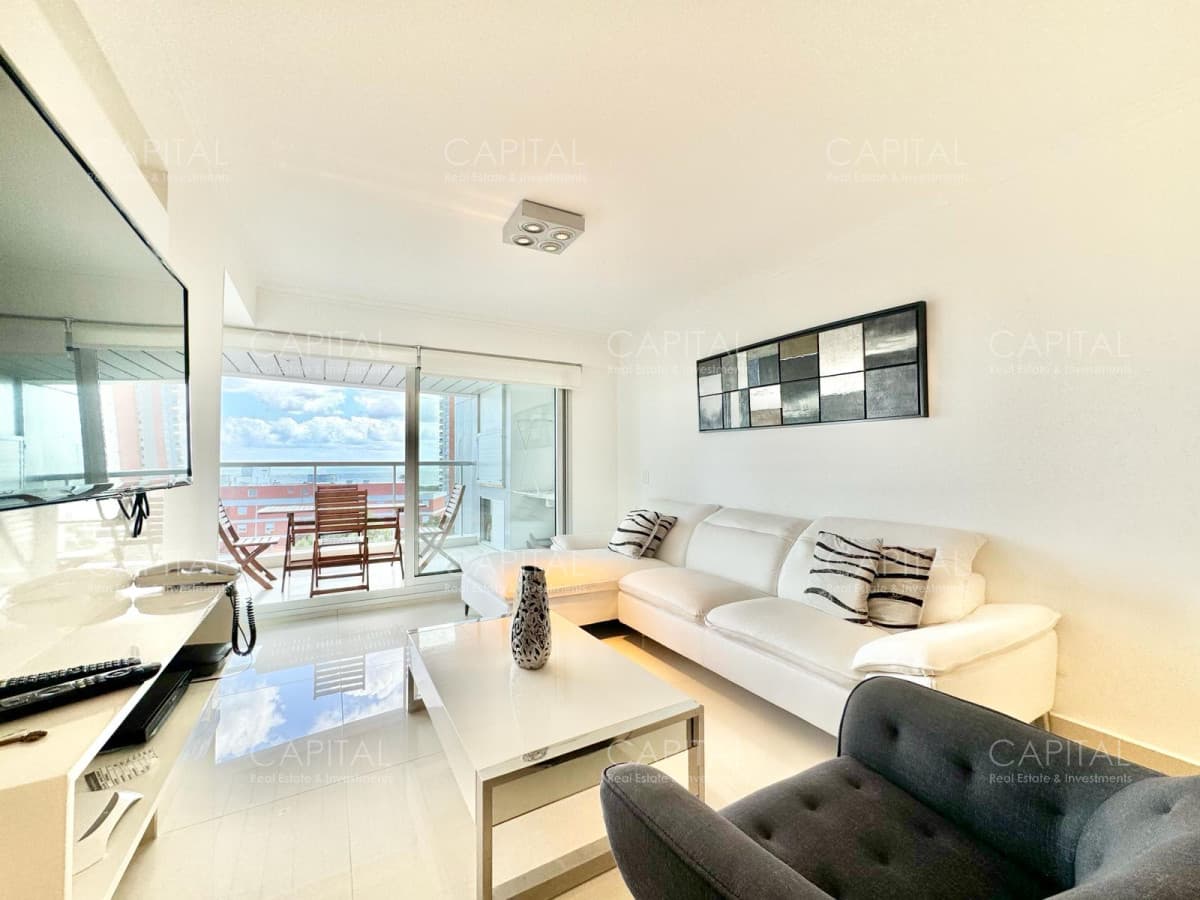 Miami Boulevard de dos dormitorio en Venta, Apartamento frente al mar en playa mansa