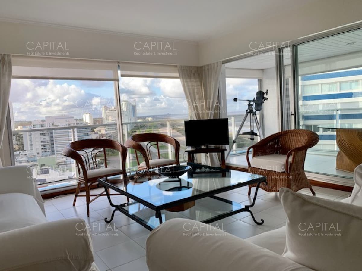 Apartamento en Punta del Este en Venta
