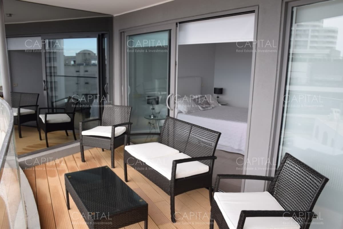 Muy buen apartamento de 3 suite en Playa Mansa - Alexander Collection