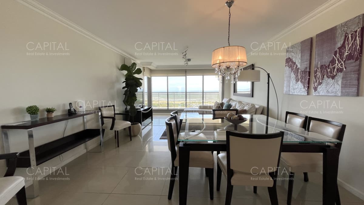 Apartamento en Imperiale de 3 dormitorios en venta.