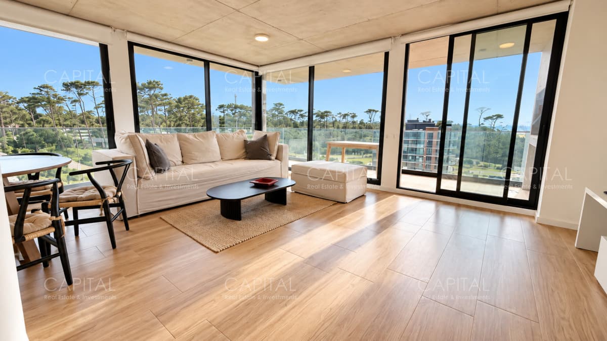 Apartamento En Venta 3 Dormitorios en primera línea de Playa Mansa
