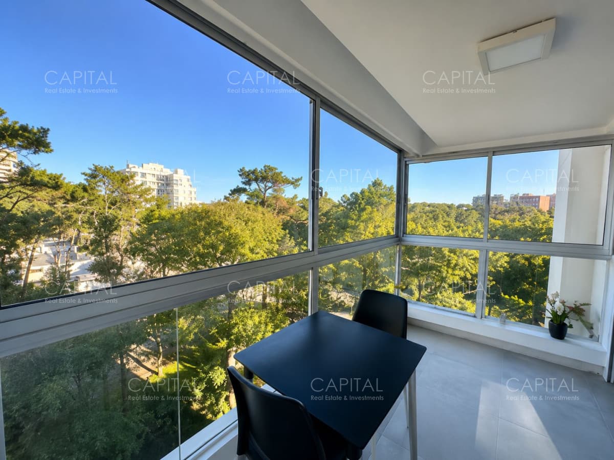 Apartamento tres ambientes amplios cerca de servicios en venta
