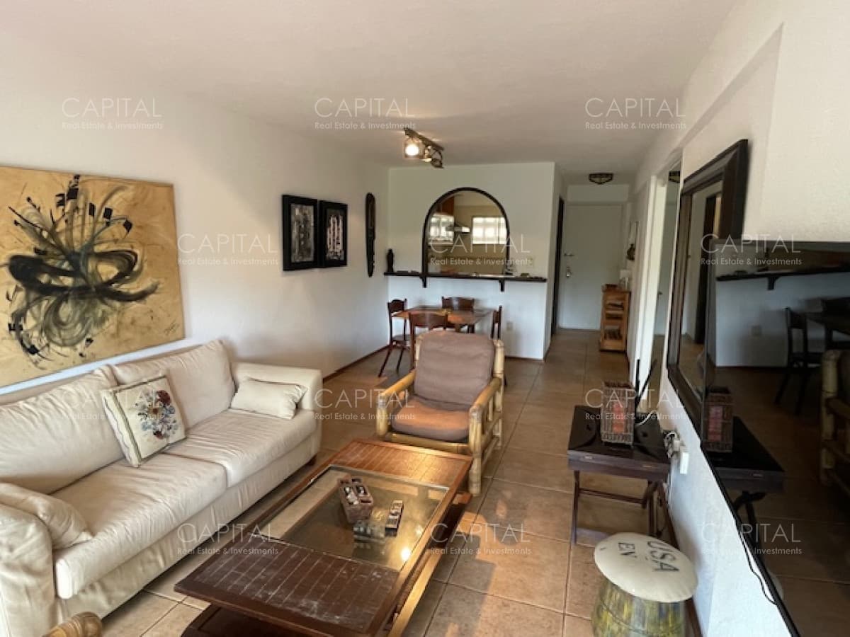 Departamento estilo casa en zona Aidy Grill cerca de todo