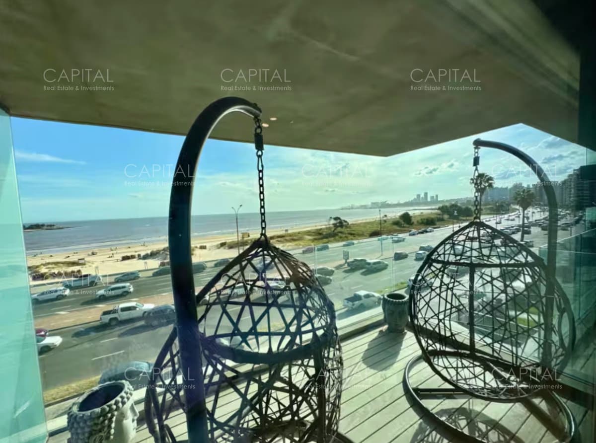 Apartamento 4 Dormitorios Frente al Mar | Rambla Malvín