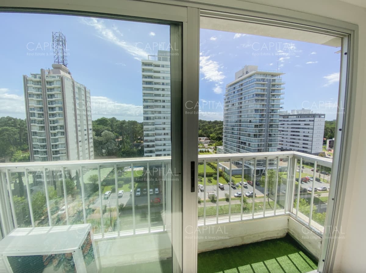 Departamento en Venta en Avda. Roosevelt