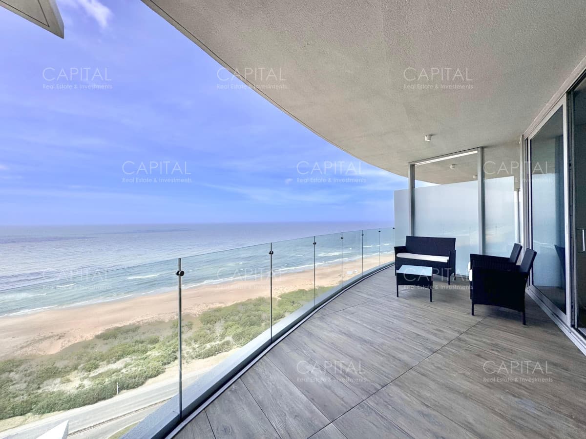 Trump Tower en Venta Apartamento primera linea de tres dormitorios en Playa Brava,Punta del Este
