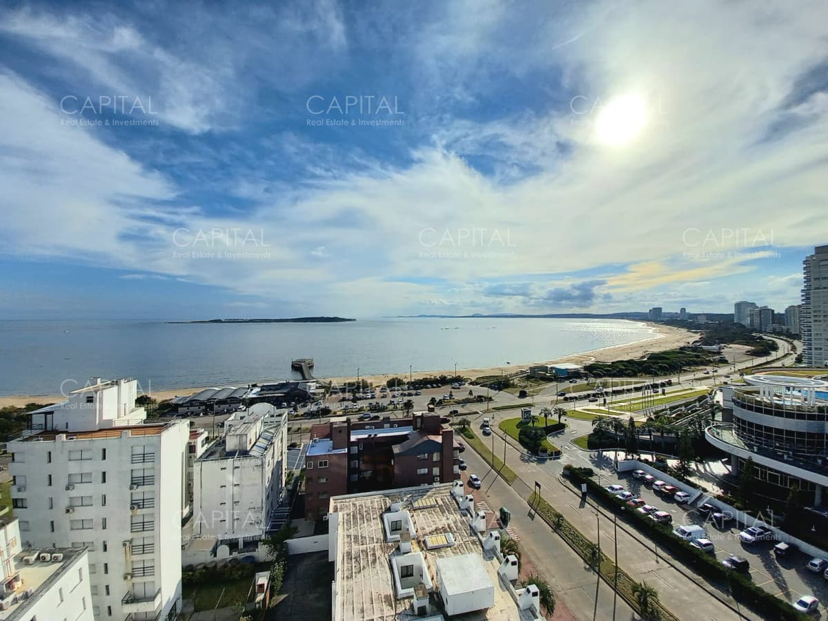 Alexander Collection apartamento de 3 dormitorios con vista a Playa Mansa