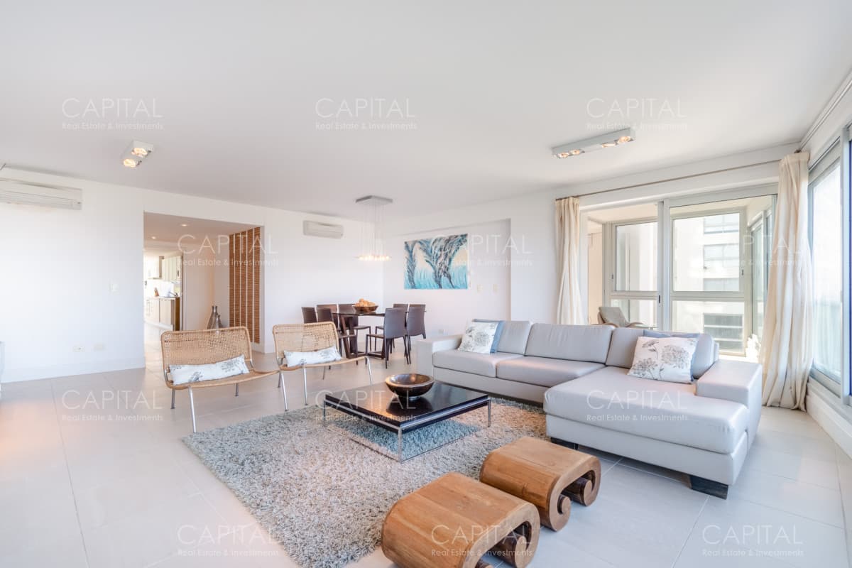 Le Parc Punta del Este OPORTUNIDAD en venta! Esquinero en Le Parc frente a playa Brava, Punta del Este