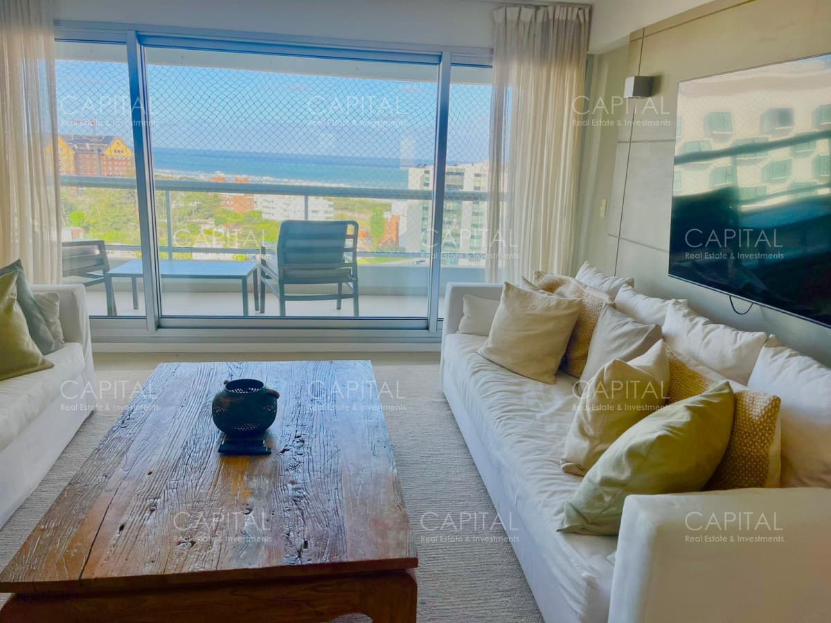 Hermoso apapartamento en zona brava